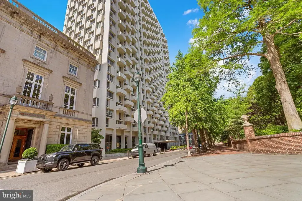 604-36 S Washington Sq #2311, PHILADELPHIA