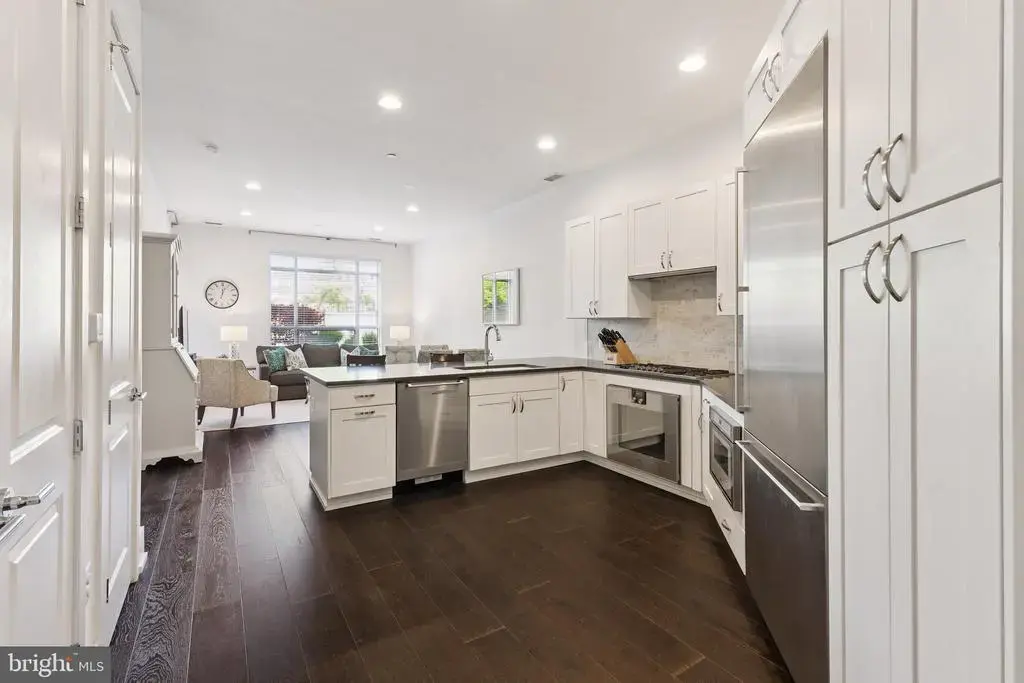 410 S Front St #108, PHILADELPHIA