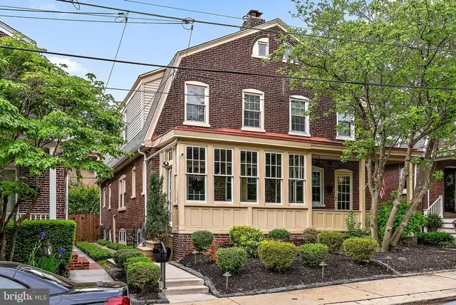 2320 W 14th St, Wilmington