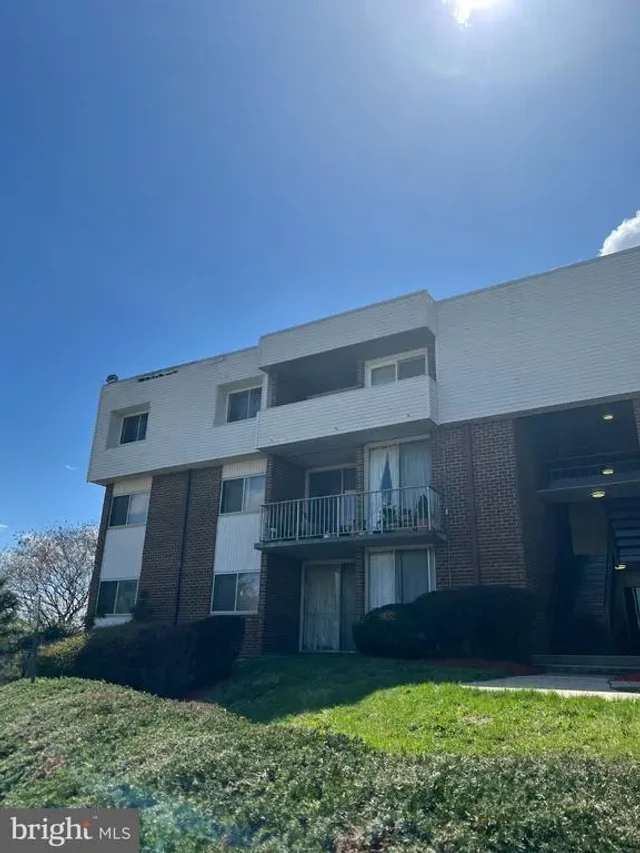 10239 Prince Pl #26-301, Upper Marlboro