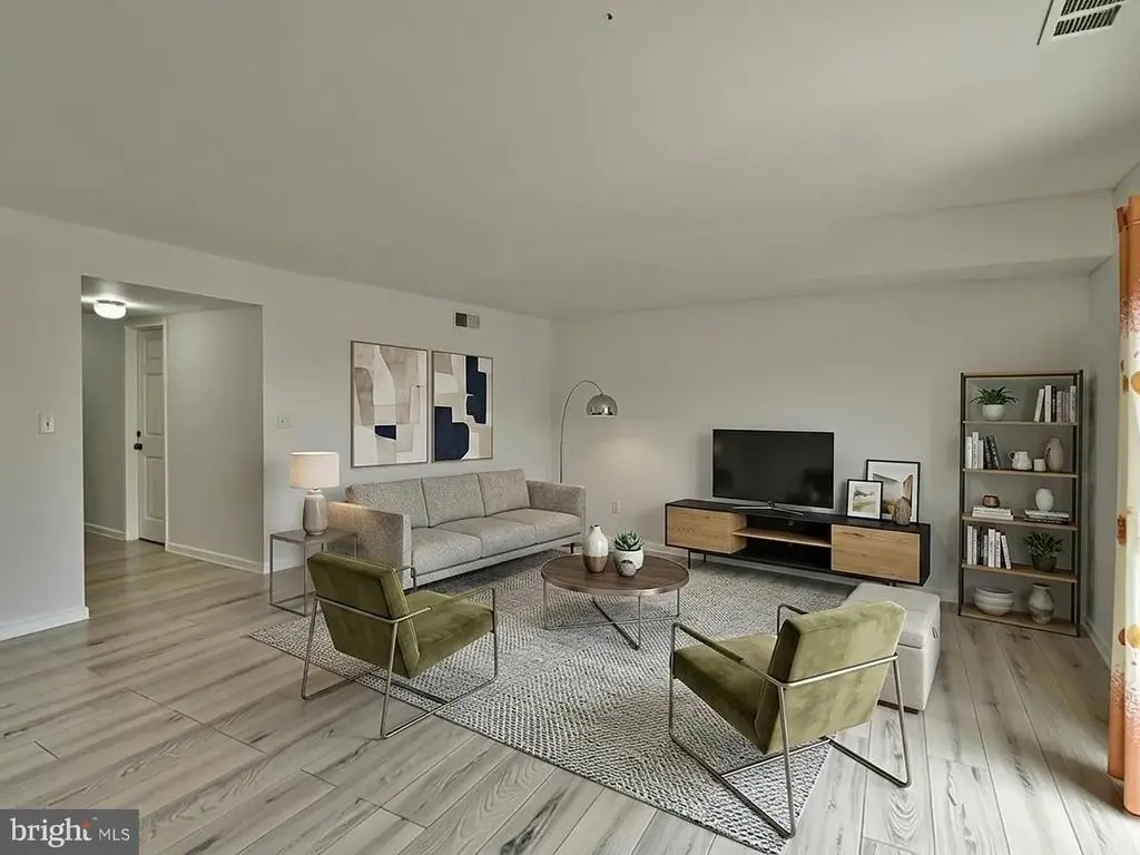 17633 Amity Dr #11-g, GAITHERSBURG