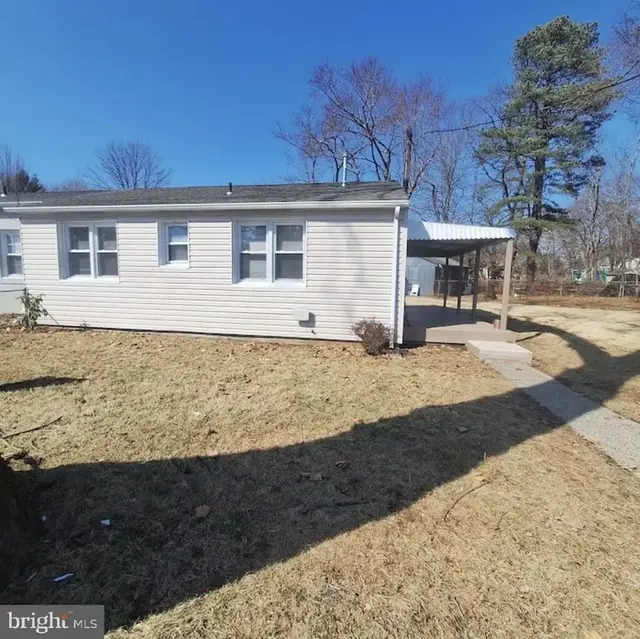403 Trenton Ct, Wallingford