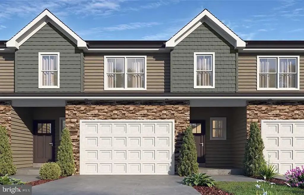 200 Lucille Way #lot 8, FLEETWOOD
