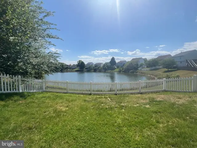 1206 Lake Coventry Ct, Frederick