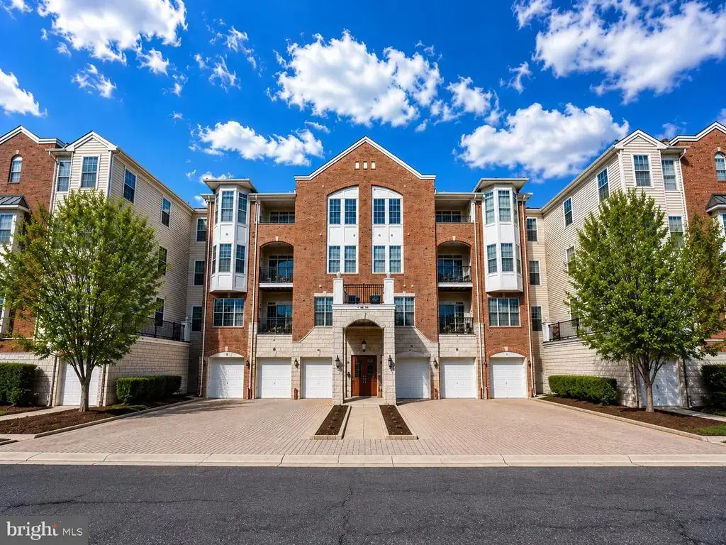 5910 Great Star Drive #304, CLARKSVILLE