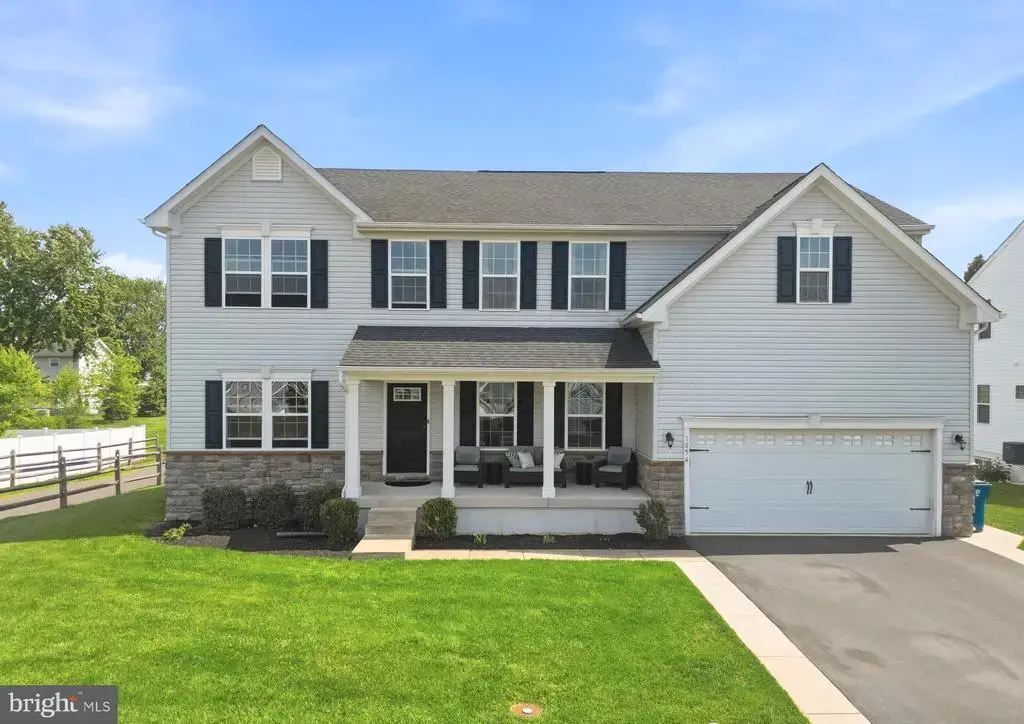 1054 Domino Ln, WARMINSTER