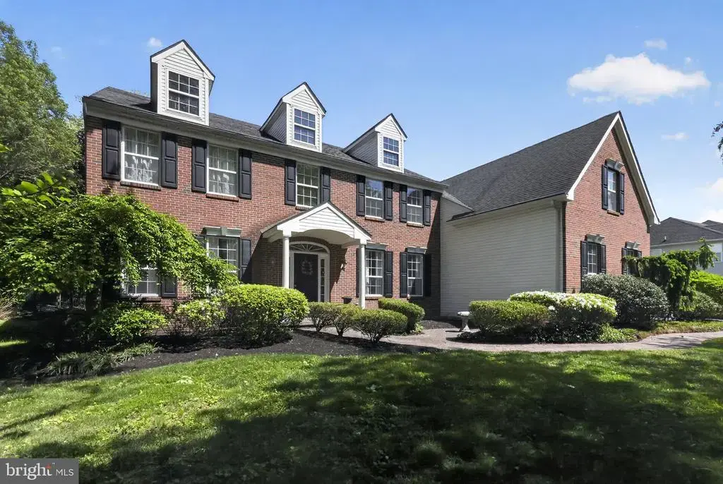 138 Barbara Dr, YARDLEY