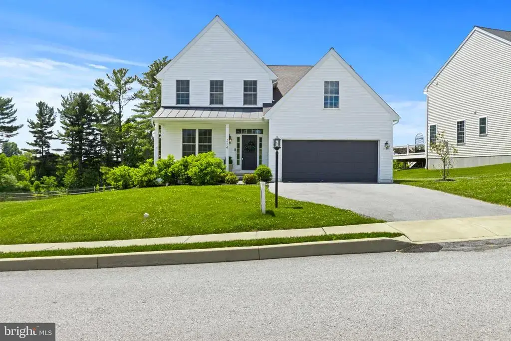 274 Beaumont Dr, OXFORD