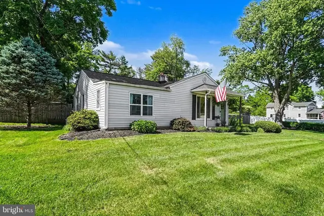 6 E Macphail Rd, Bel Air