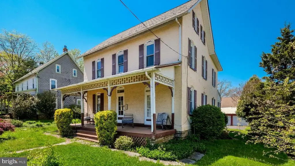 139 W Main St, SILVERDALE