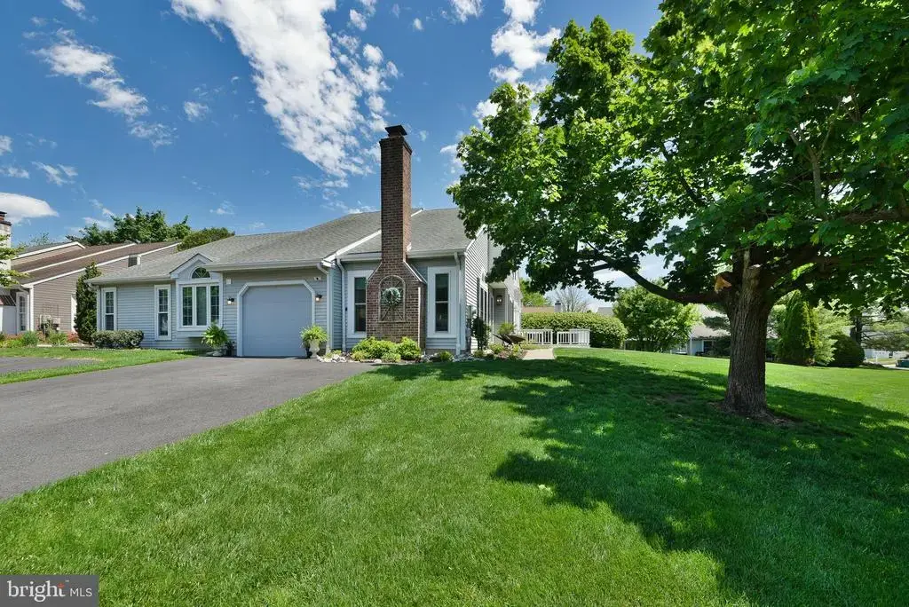 172 Meadowview Ct, LANGHORNE
