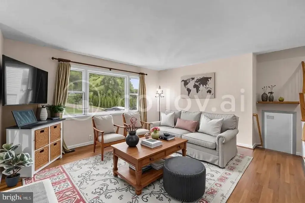 132 Dunrovin Ave, WESTMINSTER