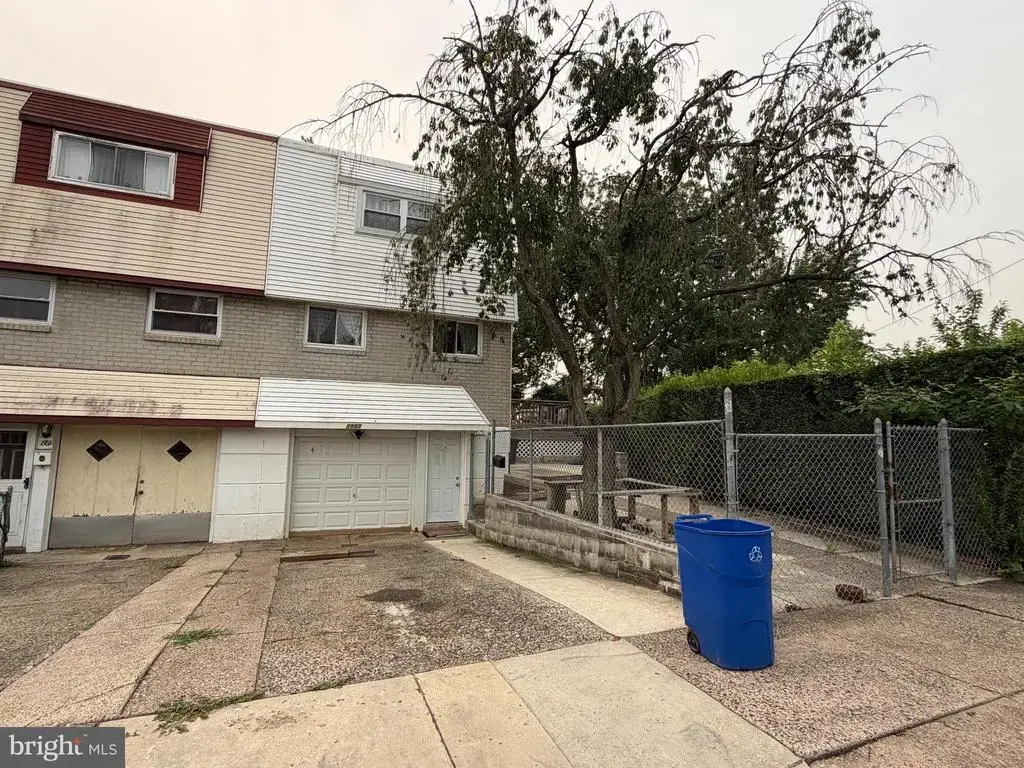 2867 Sebring Rd, PHILADELPHIA