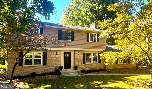 3909 Thoroughbred Ln, Owings Mills