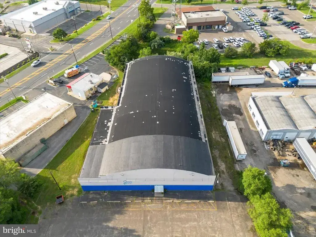 1748 S Burlington Rd, BRIDGETON