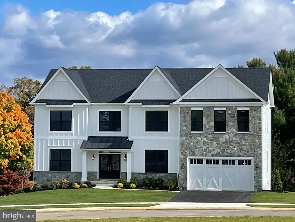 4575 Padgett Rd, WHITE PLAINS