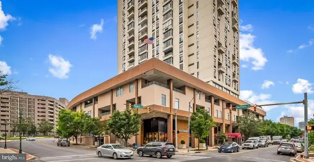 28 Allegheny Ave #910, Towson