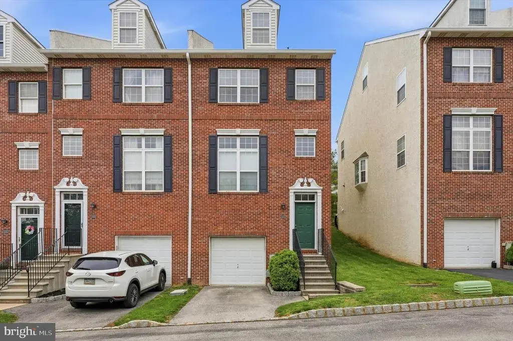 422 W 5th Ave, CONSHOHOCKEN