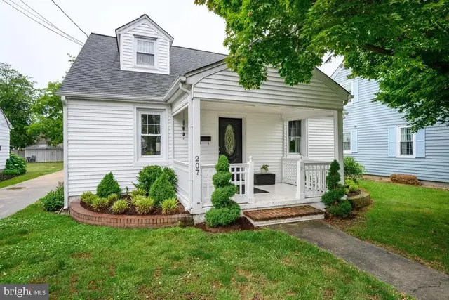 207 Crusader Rd, Cambridge