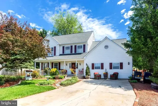 697 Garden Ct, Westminster
