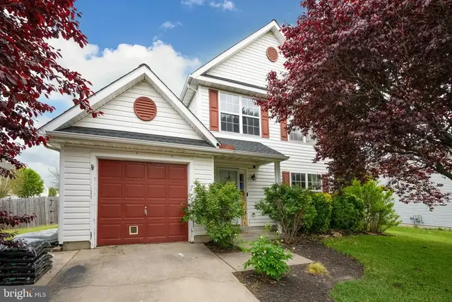 535 Janvier Dr, Middletown