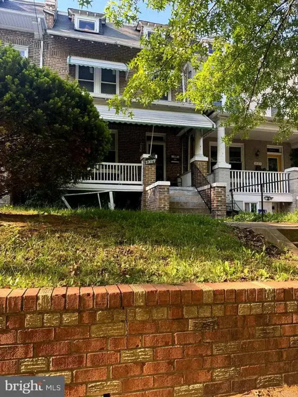1327 Nw Shepherd St Nw, WASHINGTON