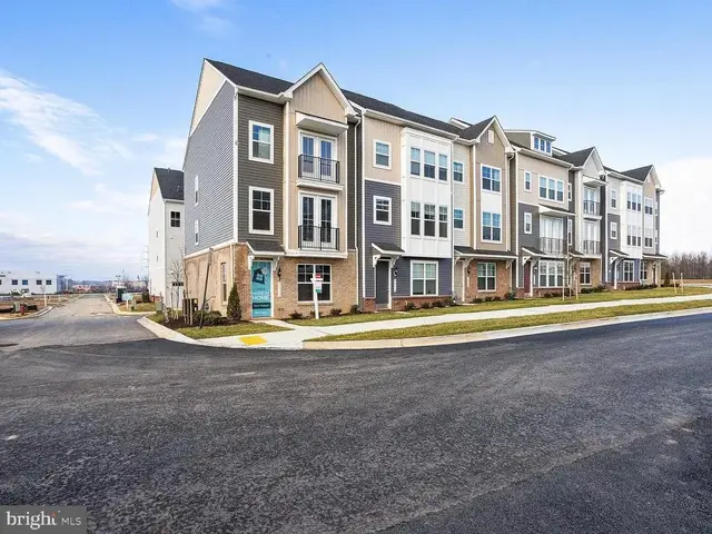 2580 Hopton Ln, Frederick