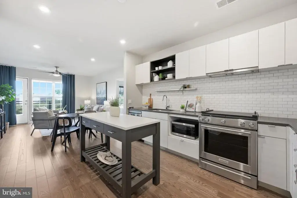 502 Diamondback Dr #310, GAITHERSBURG