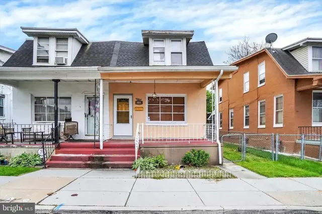 120 E Jackson St, York