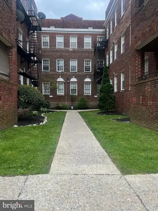 3321 Liberty Heights Ave #304, Baltimore