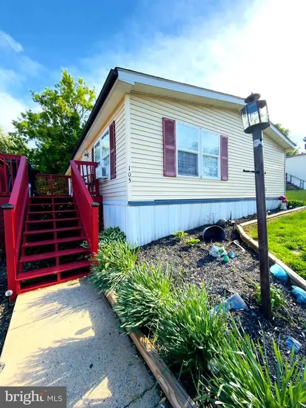105 Fieldbridge Ct, LANCASTER