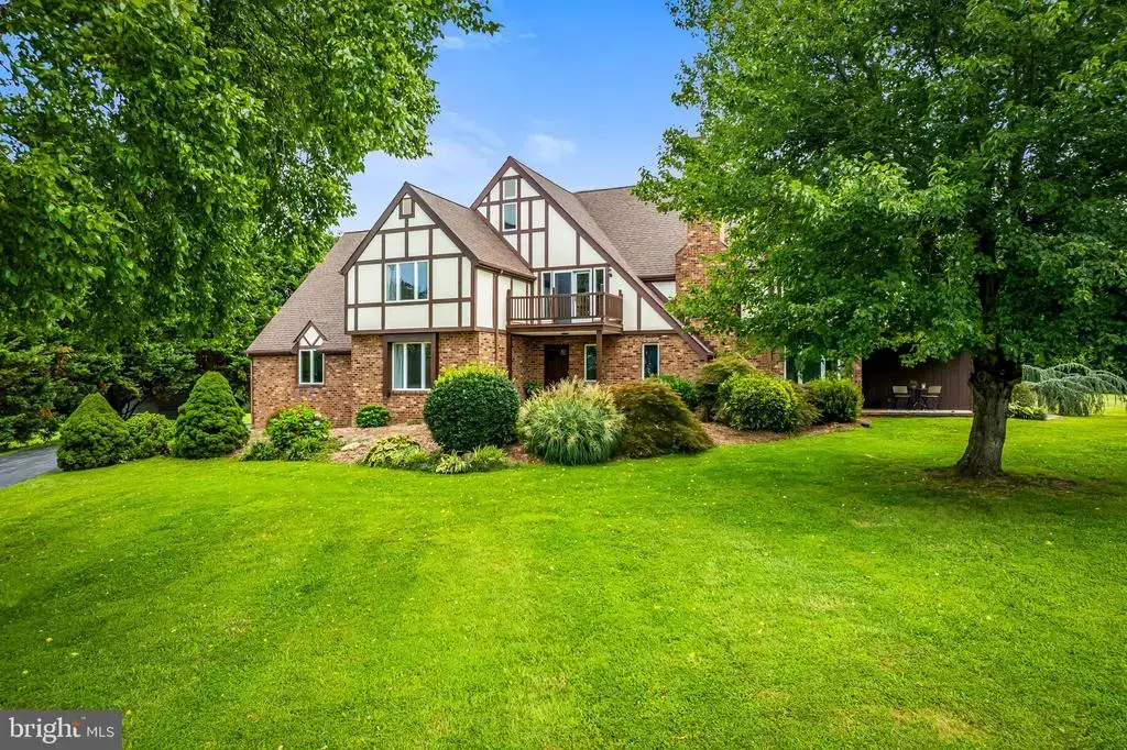 203 Locust Hill Dr, CHURCHVILLE