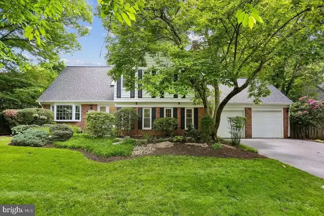 11427 Bedfordshire Ave, Potomac