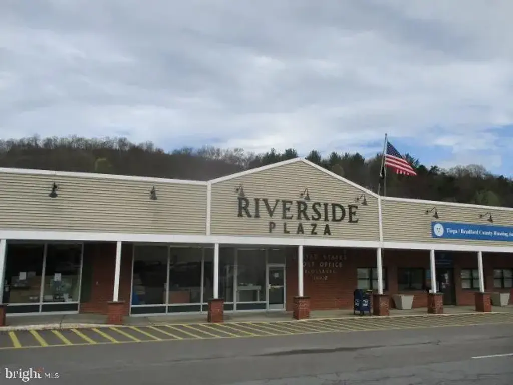 2 Riverside Plaza, BLOSSBURG