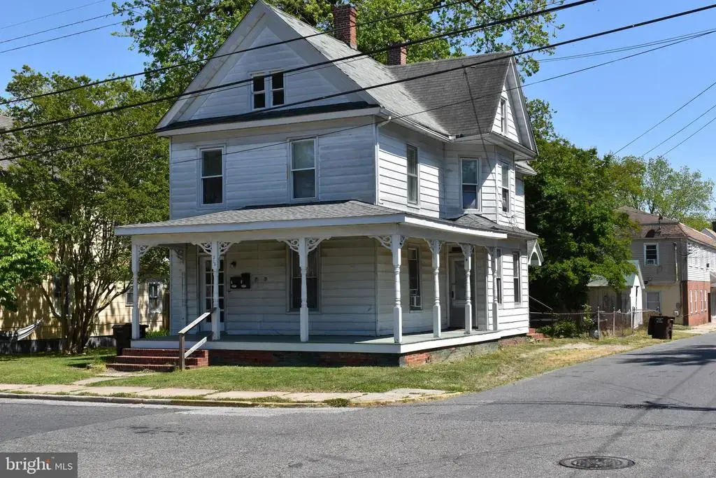 218 W End Ave, CAMBRIDGE