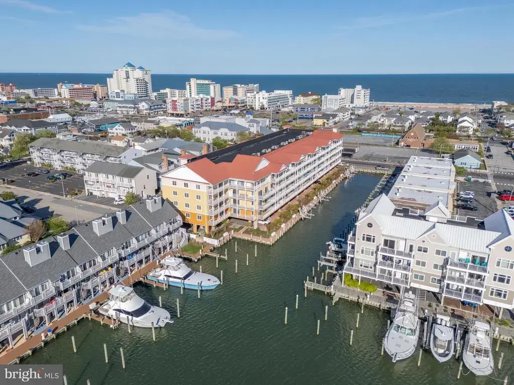 301 14th St #207, OCEAN CITY
