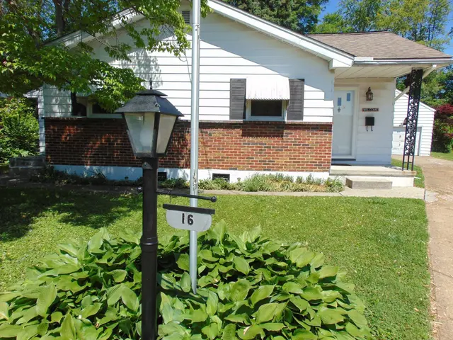 16 Varmar Dr, New Castle