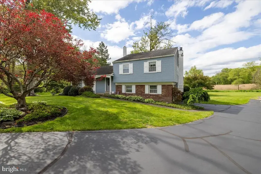 5 Clover Lane, CHALFONT
