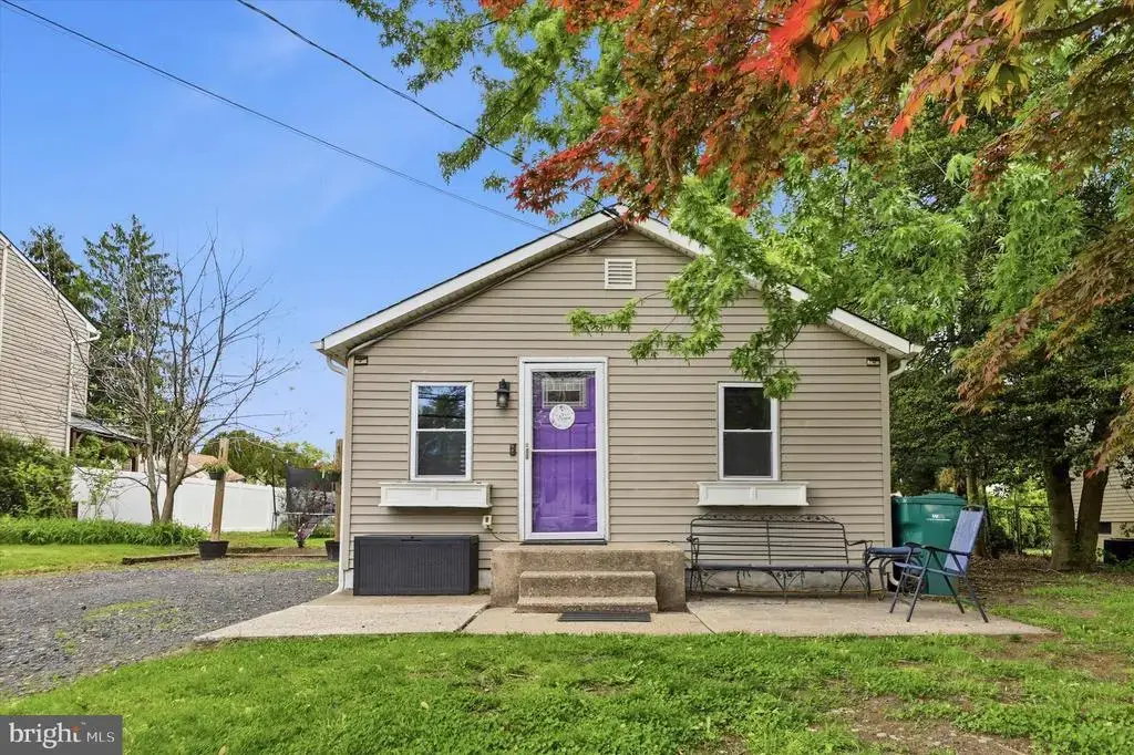 925 Excelsior Ave, CROYDON