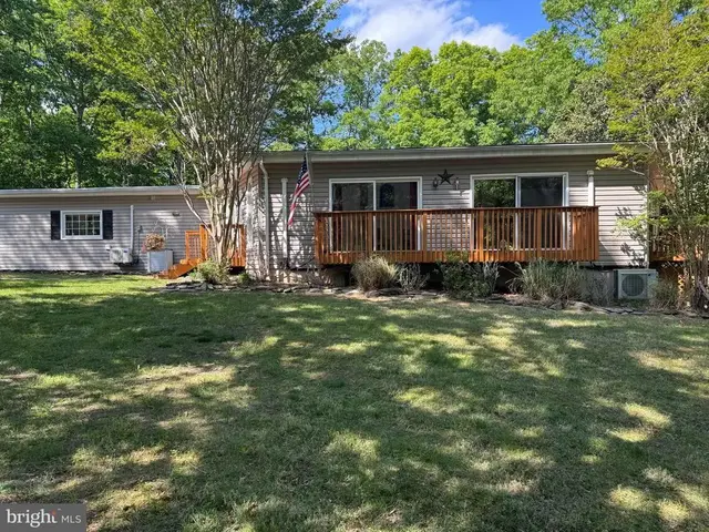 1810 Ridge Rd, Haymarket
