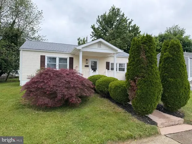 10 W Burton Ave, New Castle