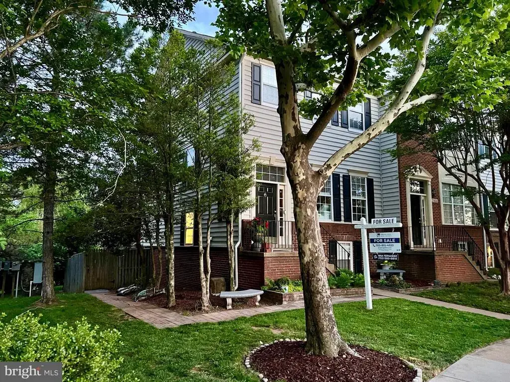 21120 Adirondack Ter, ASHBURN