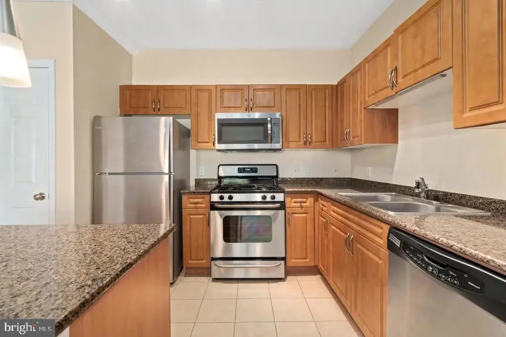 12901 Centre Park Cir #217, HERNDON