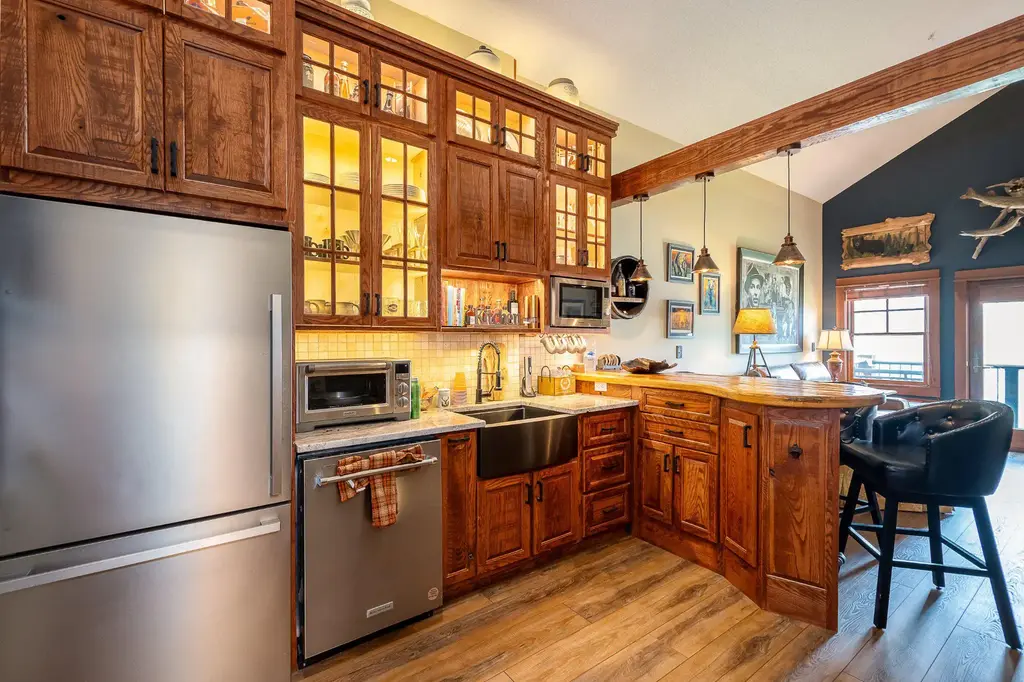 565 Glendale Rd #303b, OAKLAND