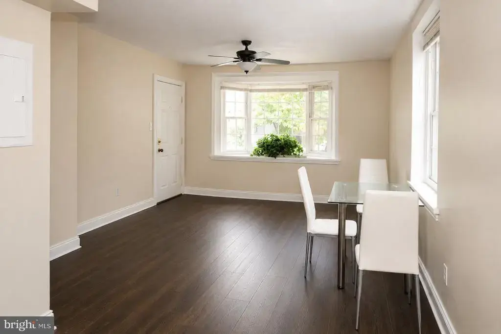 63 Galveston Pl Sw #1, WASHINGTON