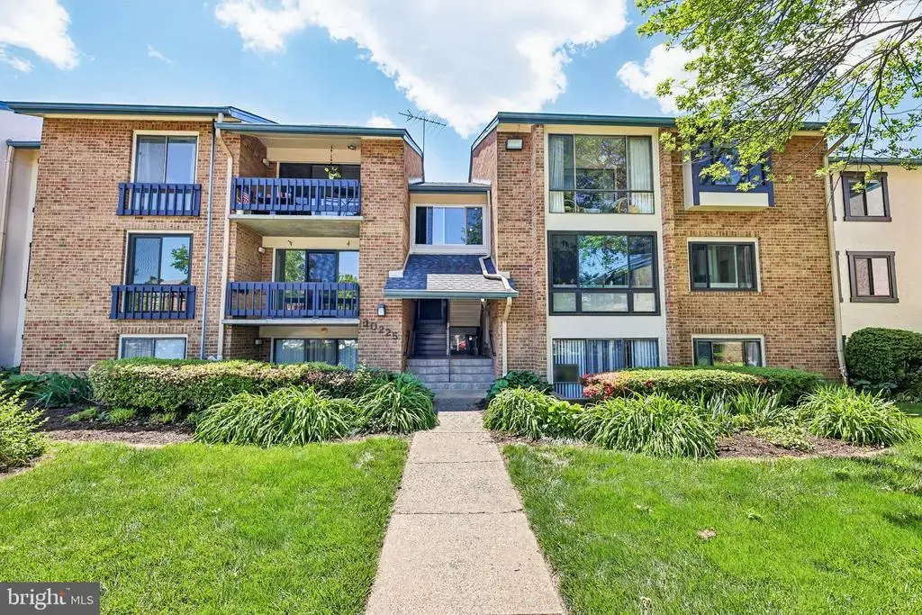 10225 Valentino Dr #7212, OAKTON