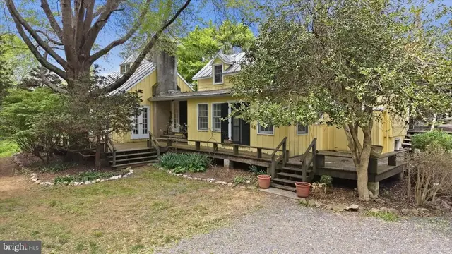 2674 Five Points Rd, Marshall