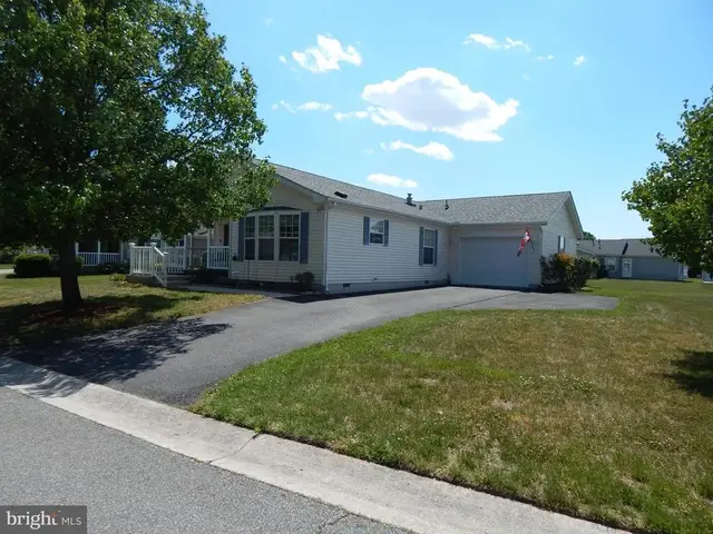 537 Weaver Dr #537, Dover