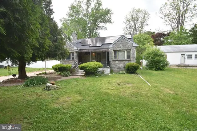 2038 Marsh Rd, Wilmington