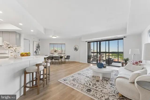 900 N Stafford St #2125, Arlington